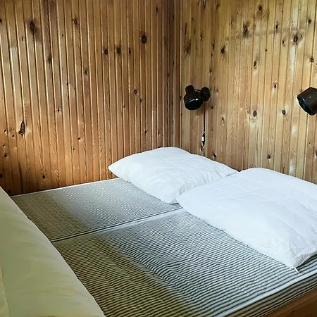 Sommerhusidyl Med Have Og Udestue Naer Kysten Gilleleje